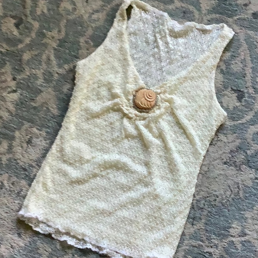 Sweet pointelle knitted tank w/cameo